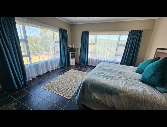 3 BEDROOM HOUSE FOR SALE IN SWARTRUGGENS